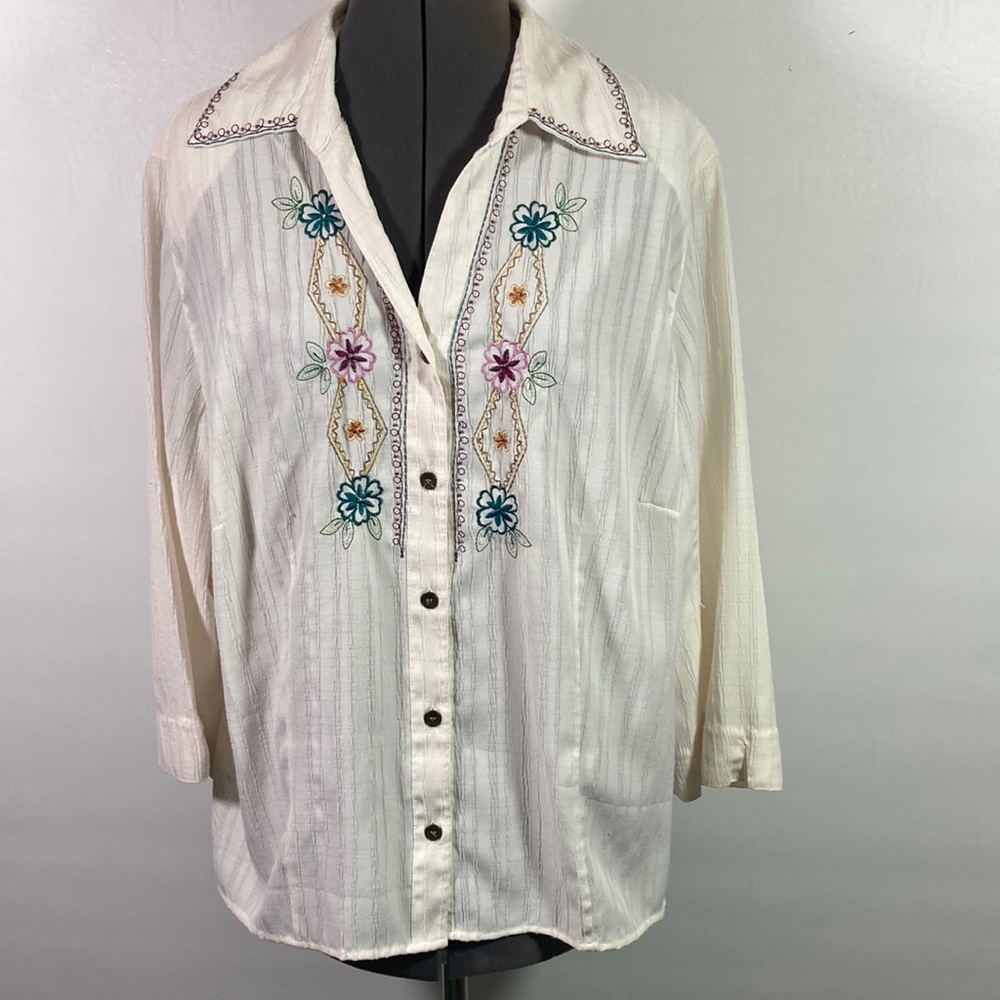 Alfred Dunner Collar Button Front 3/4 Sleeve Embroid Detail Top/Blouse Size 18W
